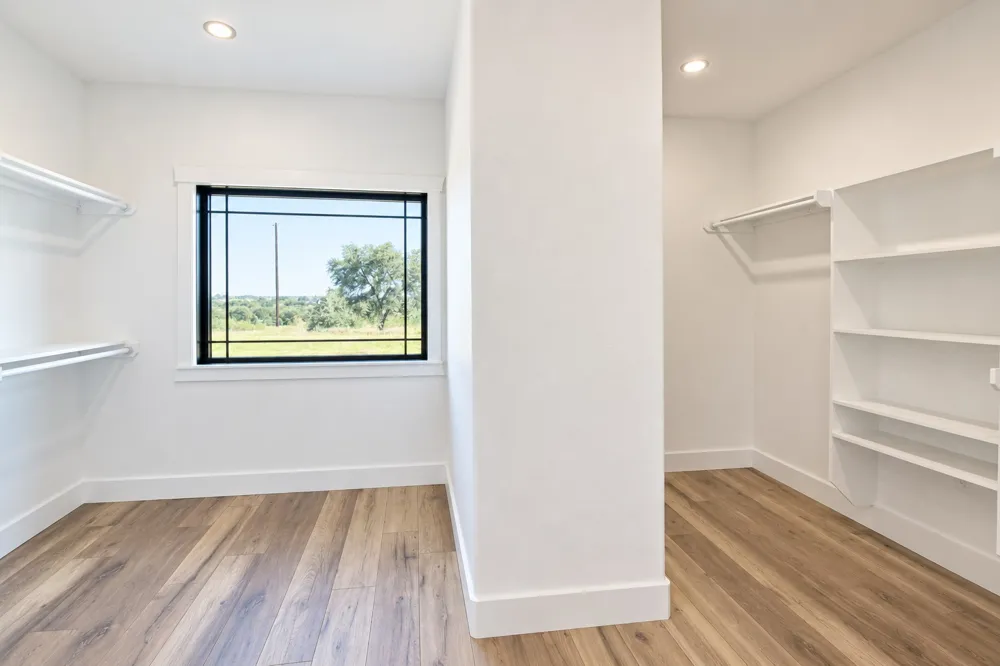 301 Serenity Drive Bertram, TX 78605