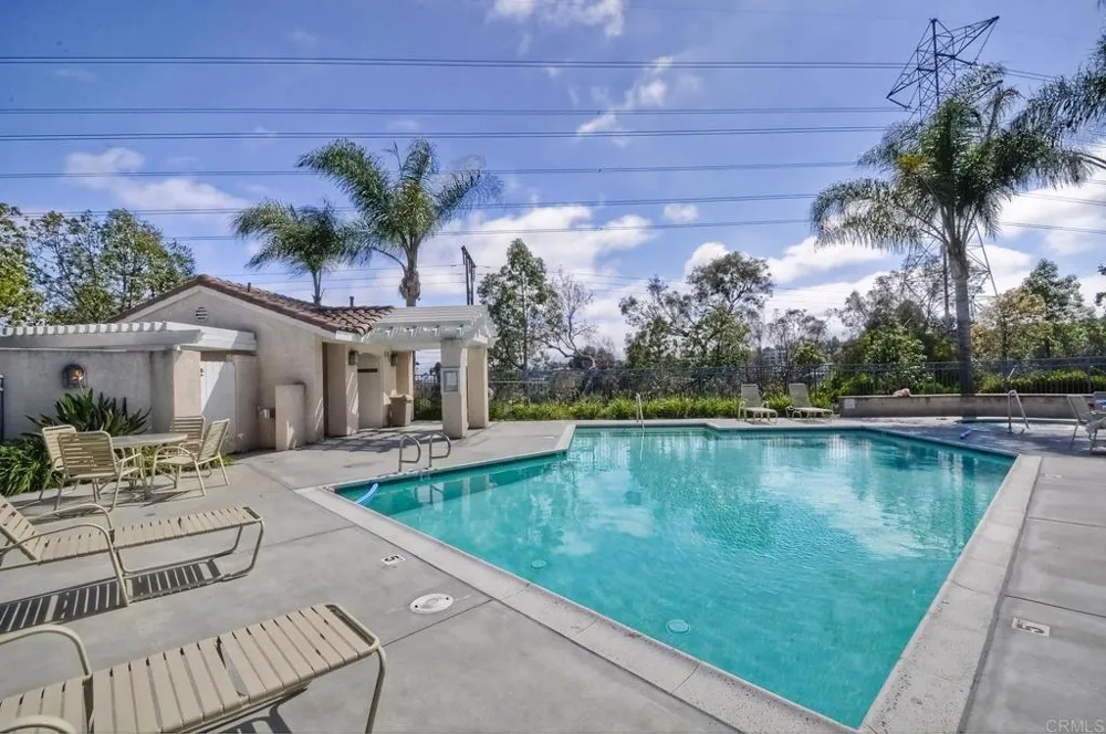 6852 Widgeon Place Carlsbad, CA 92011