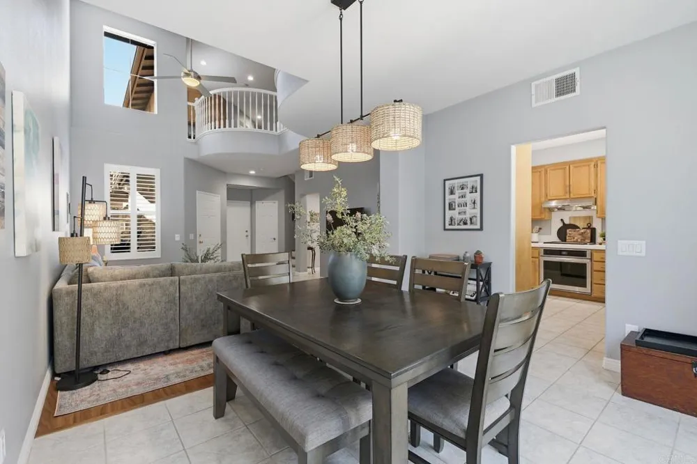 6852 Widgeon Place Carlsbad, CA 92011