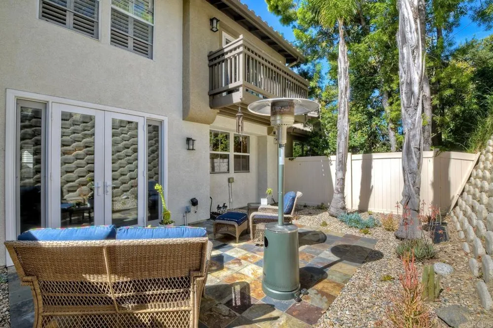 6852 Widgeon Place Carlsbad, CA 92011