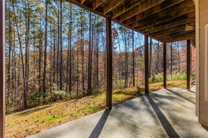 4234 Quail Creek Drive Flowery Branch, GA 30542