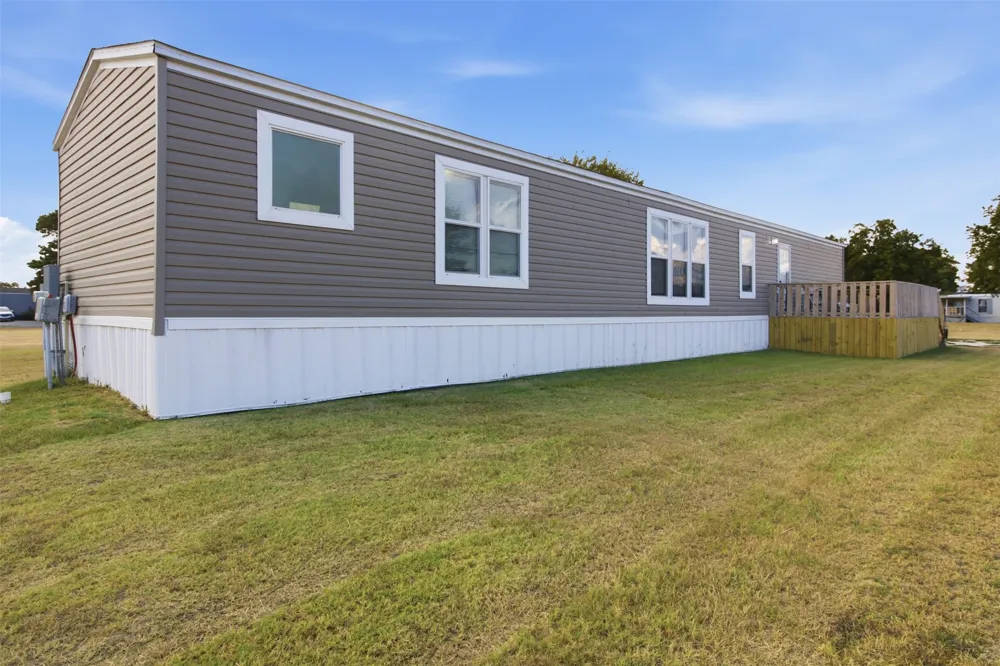 433 Anchor Lane Gun Barrel City, TX 75156