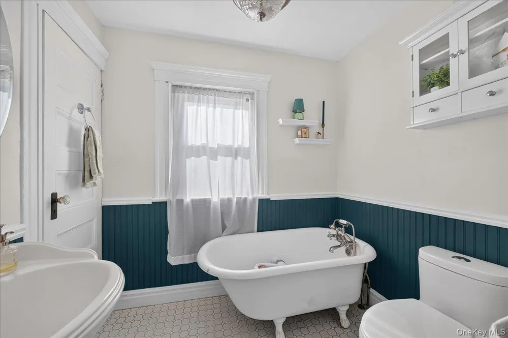258 Ocean Avenue Patchogue, NY 11772