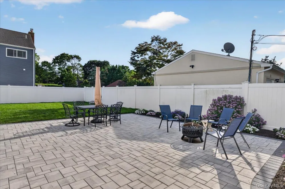 258 Ocean Avenue Patchogue, NY 11772