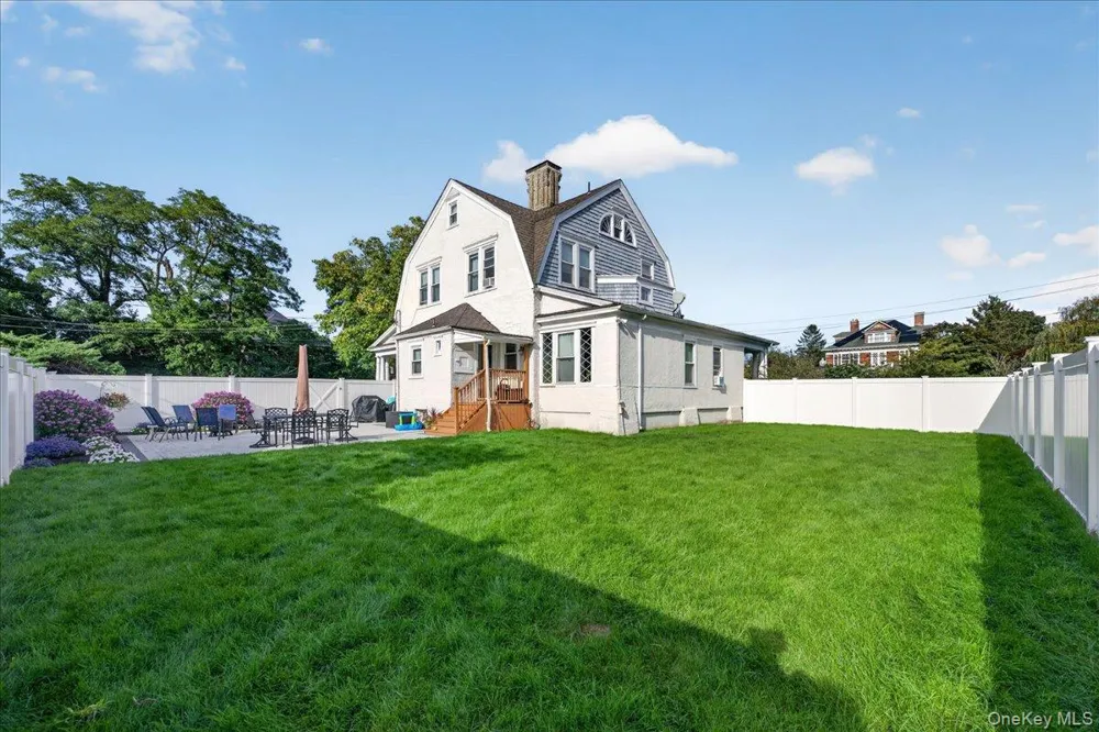 258 Ocean Avenue Patchogue, NY 11772