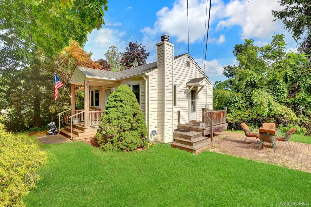 130 Hawthorne Road Rocky Point, NY 11778