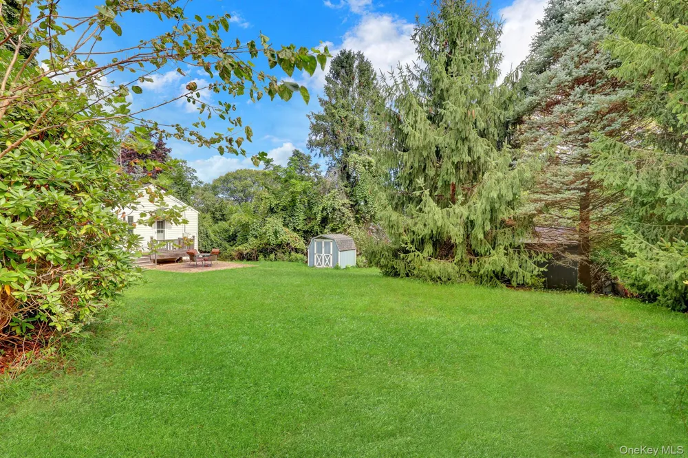 130 Hawthorne Road Rocky Point, NY 11778