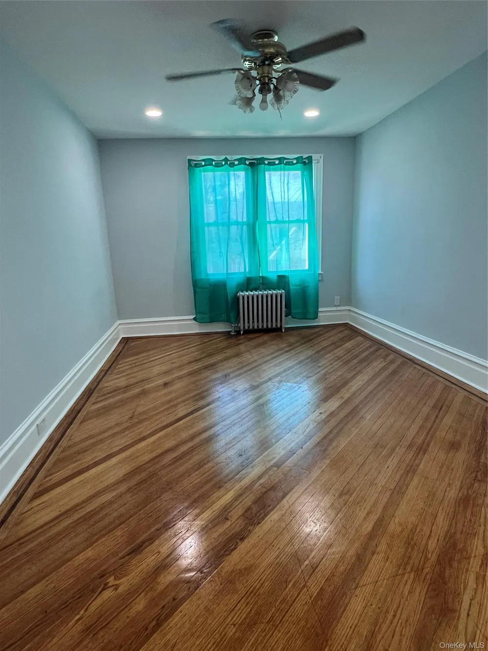 113-21 204th Street Jamaica, NY 11412