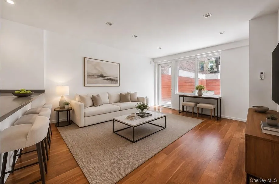 311 Hart Street #1B Brooklyn, NY 11206