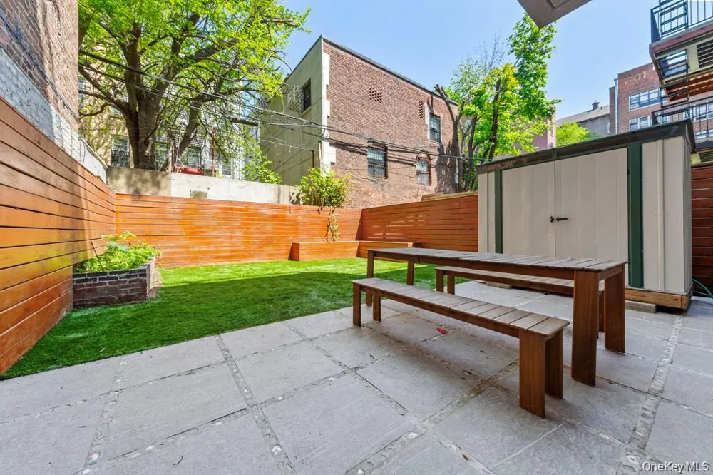 311 Hart Street #1B Brooklyn, NY 11206
