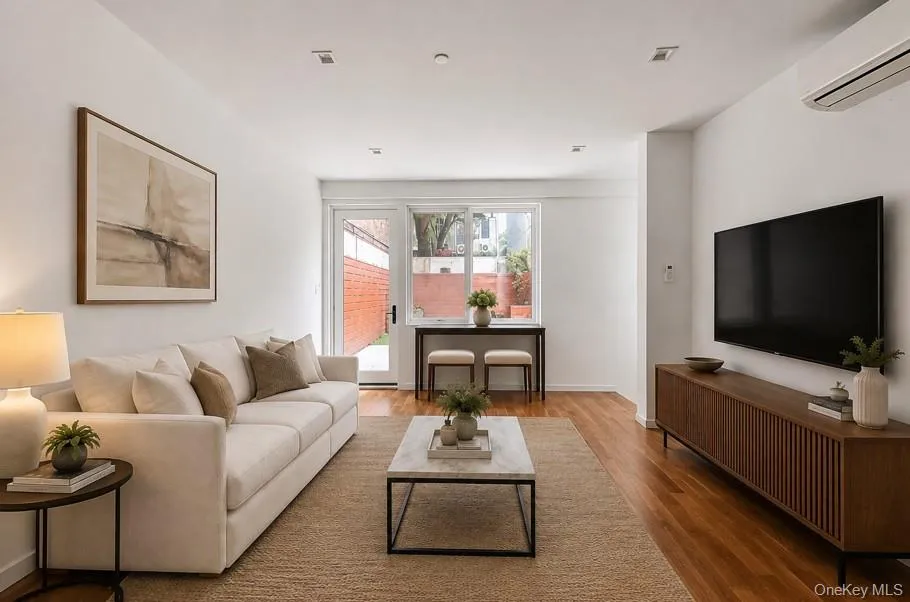 311 Hart Street #1B Brooklyn, NY 11206