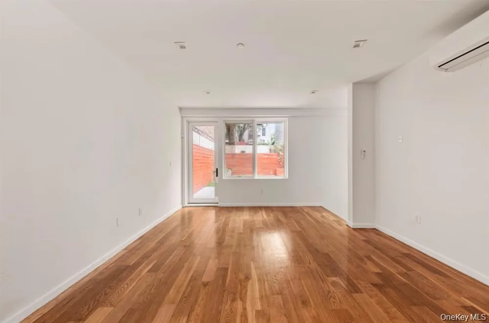 311 Hart Street #1B Brooklyn, NY 11206