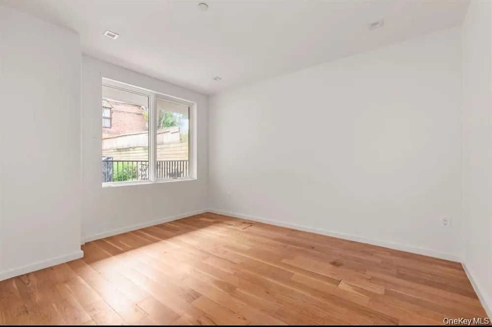 311 Hart Street #1B Brooklyn, NY 11206