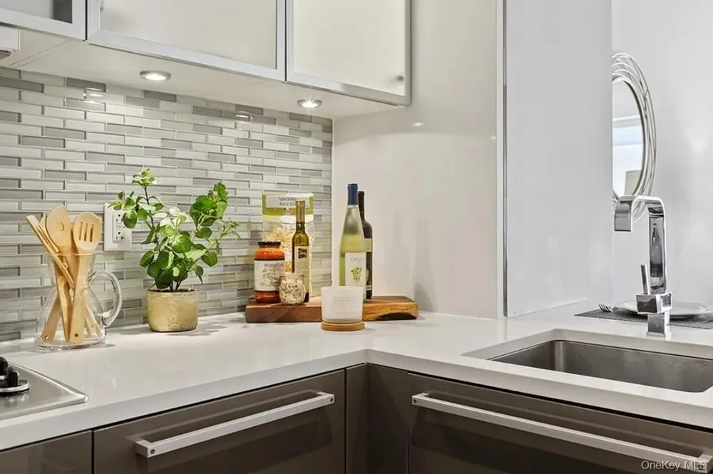 75 Wall Street #36R New York (Manhattan), NY 10005