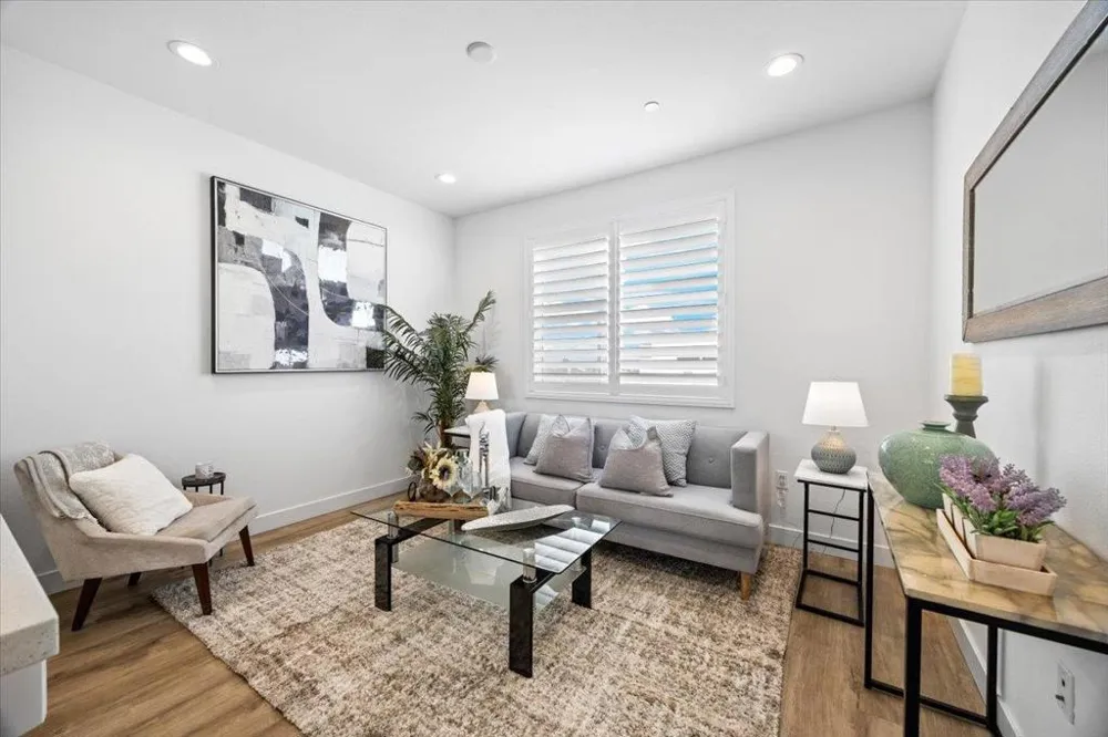 158 Mabuhay Way Daly City, CA 94014