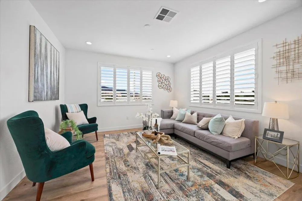 158 Mabuhay Way Daly City, CA 94014