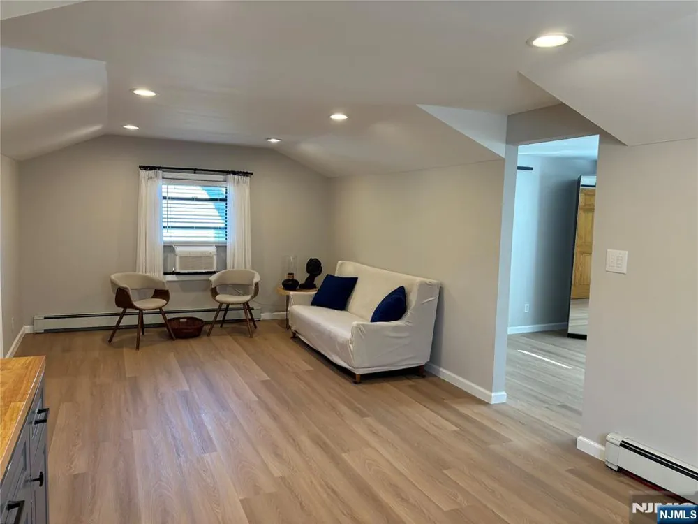 45 Fairmount Avenue 2 Maywood, NJ 07607