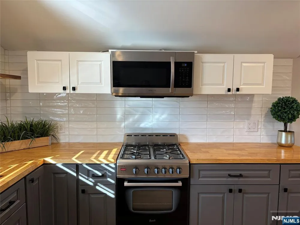 45 Fairmount Avenue 2 Maywood, NJ 07607