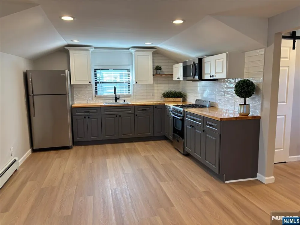45 Fairmount Avenue 2 Maywood, NJ 07607