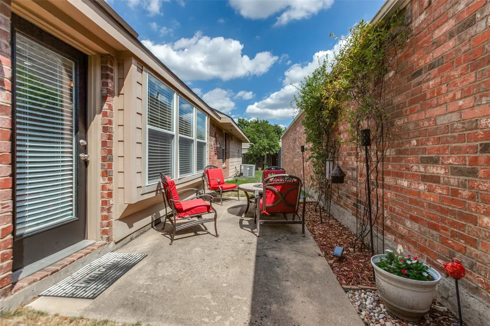 7914 Whispering Tree Lane Plano, TX 75024