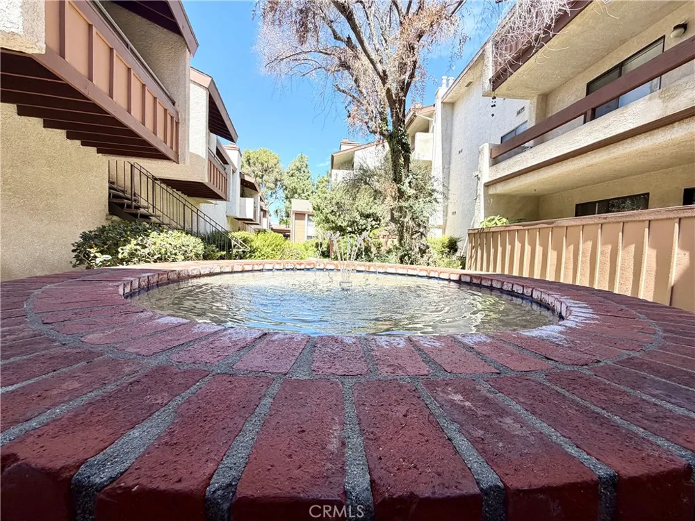15155 Sherman Way #49 Van Nuys, CA 91405