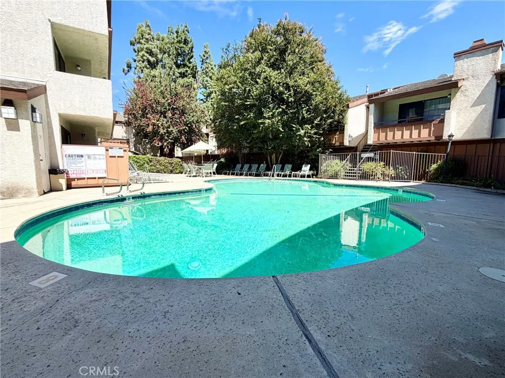 15155 Sherman Way #49 Van Nuys, CA 91405