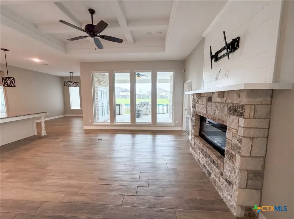 6112 Wye Oak Drive Salado, TX 76571