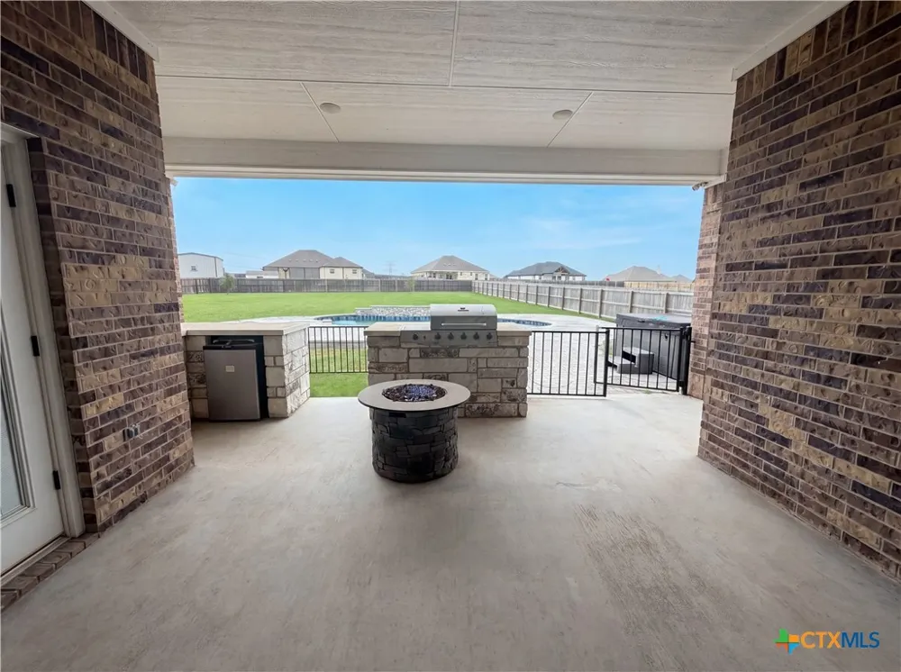 6112 Wye Oak Drive Salado, TX 76571