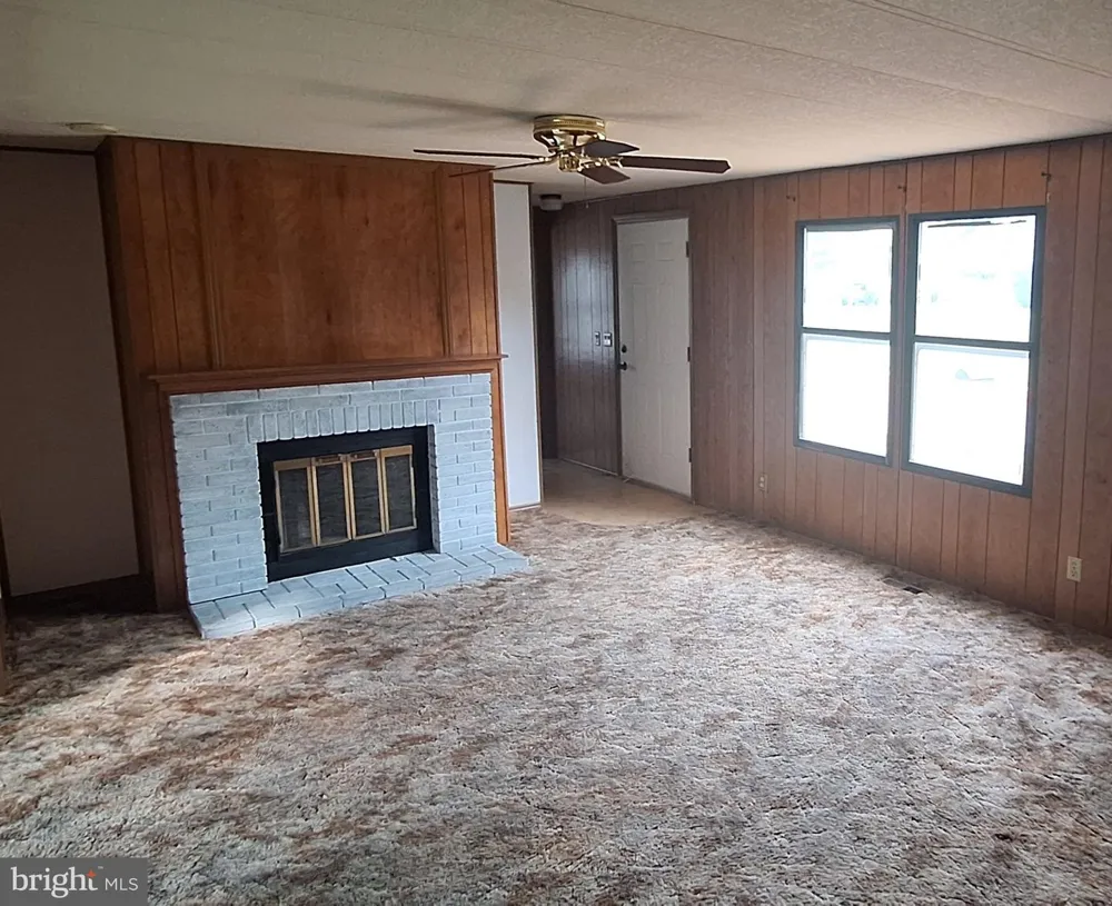 238 MOUNT LAUREL DRIVE Ridgeley, WV 26753