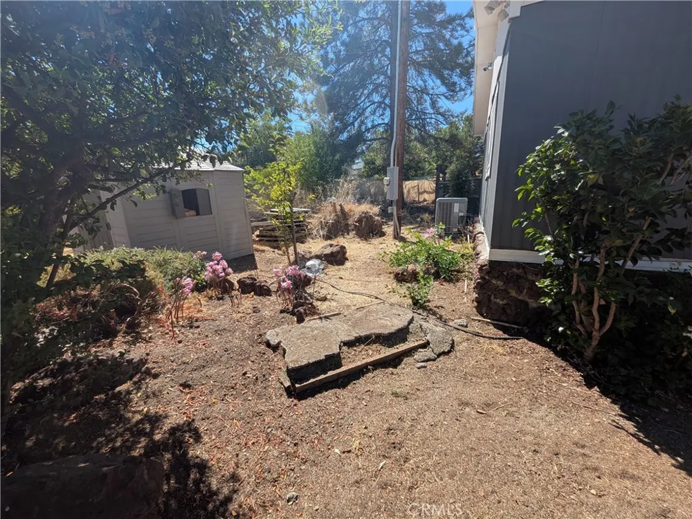 5255 Lakeshore Lakeport, CA 95453