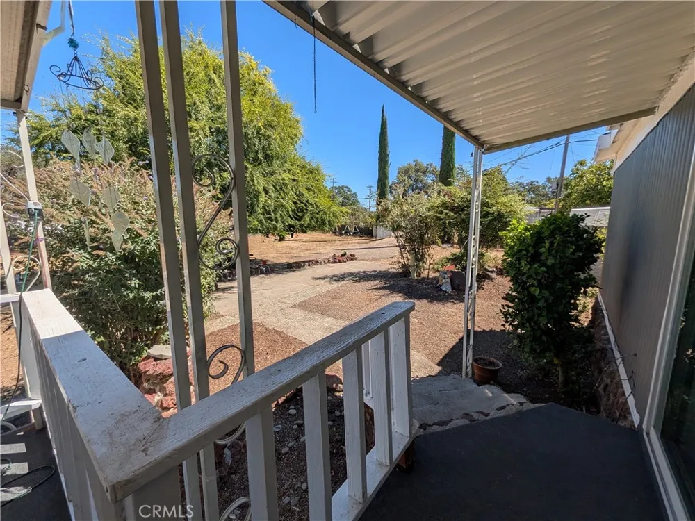 5255 Lakeshore Lakeport, CA 95453