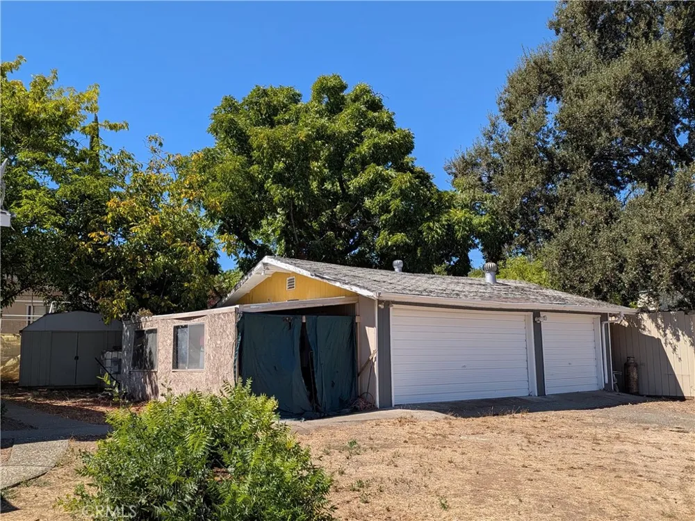 5255 Lakeshore Lakeport, CA 95453