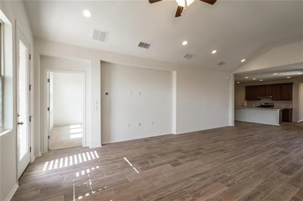 1911 Crimson Rosella Trail Trail Austin, TX 78728