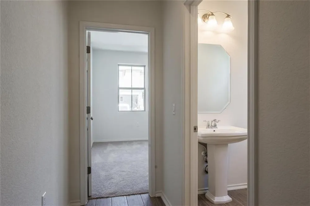 1911 Crimson Rosella Trail Trail Austin, TX 78728