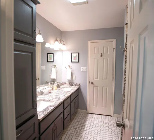 231 Oakleaf Dr San Antonio, TX 78209