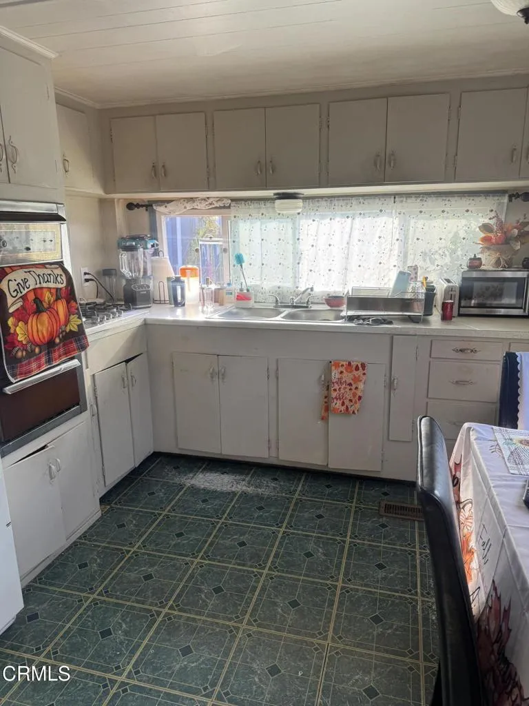 250 E Pleasant Valley Road #99 Oxnard, CA 93033