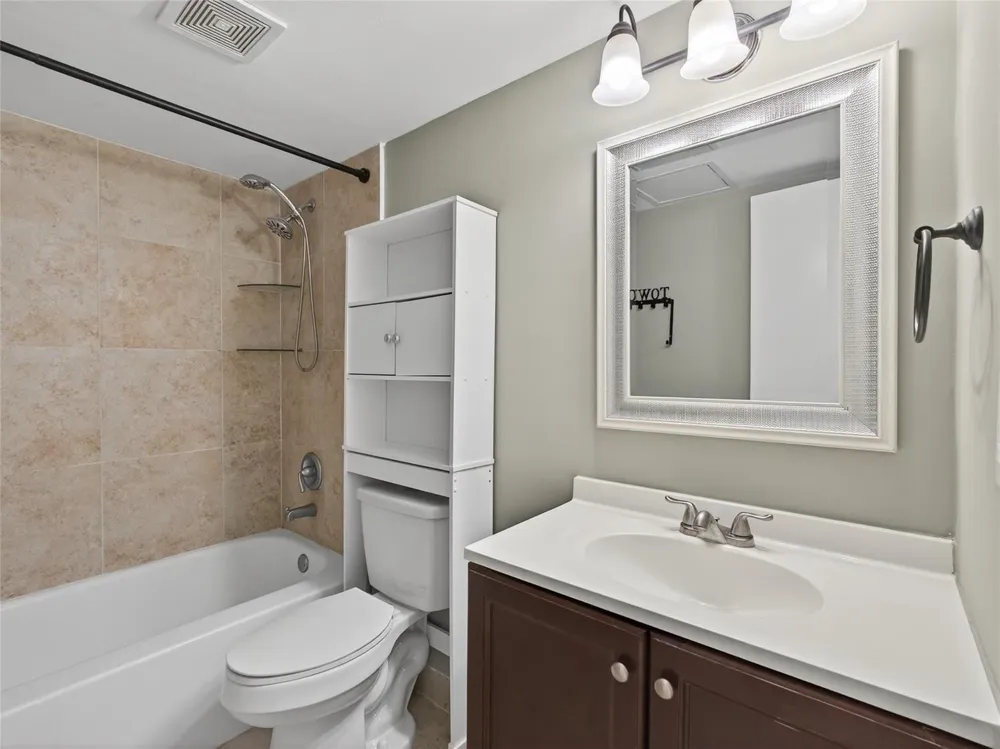 8400 W Sample Road #203 Coral Springs, FL 33065