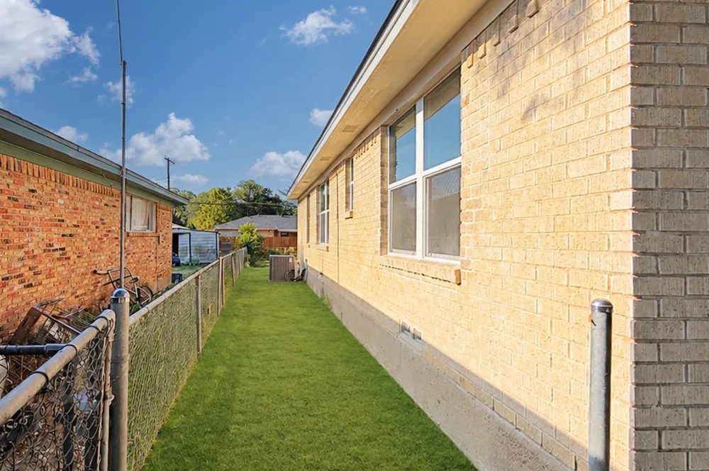 8706 Reva Street Dallas, TX 75227