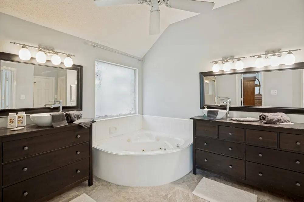 10913 Alexandria Drive Frisco, TX 75035