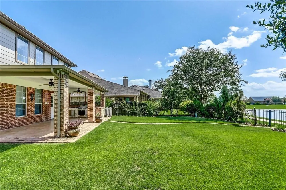 13227 Orchard Shadows Drive Richmond, TX 77407
