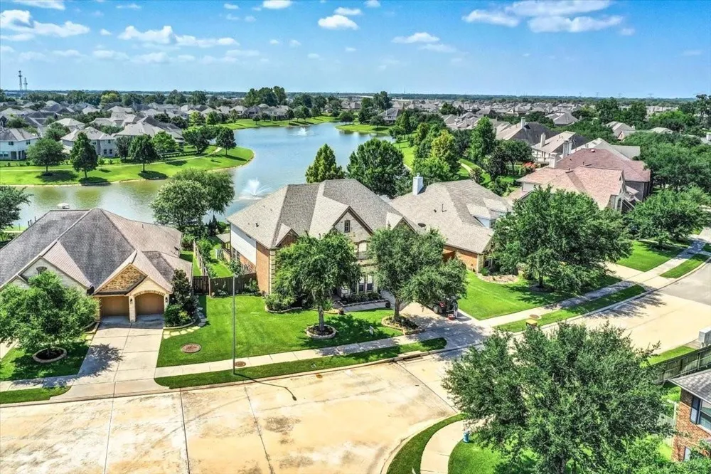 13227 Orchard Shadows Drive Richmond, TX 77407