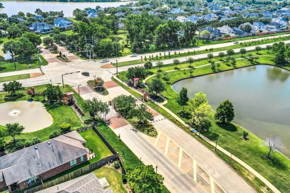 13227 Orchard Shadows Drive Richmond, TX 77407