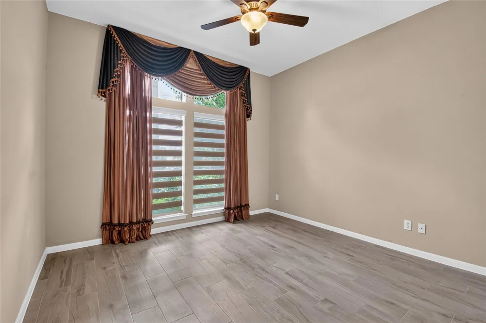 314 Bridge Crest Boulevard Houston, TX 77082