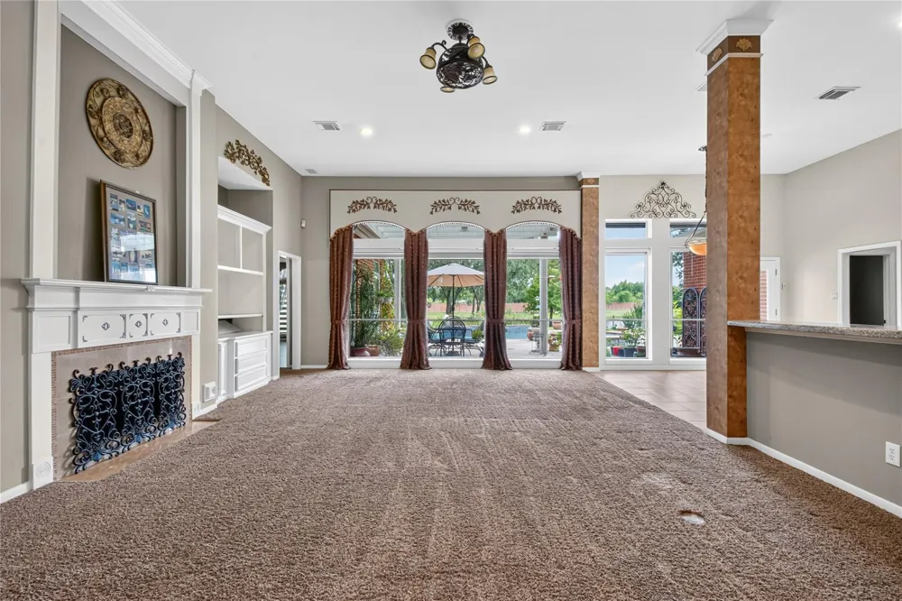 314 Bridge Crest Boulevard Houston, TX 77082