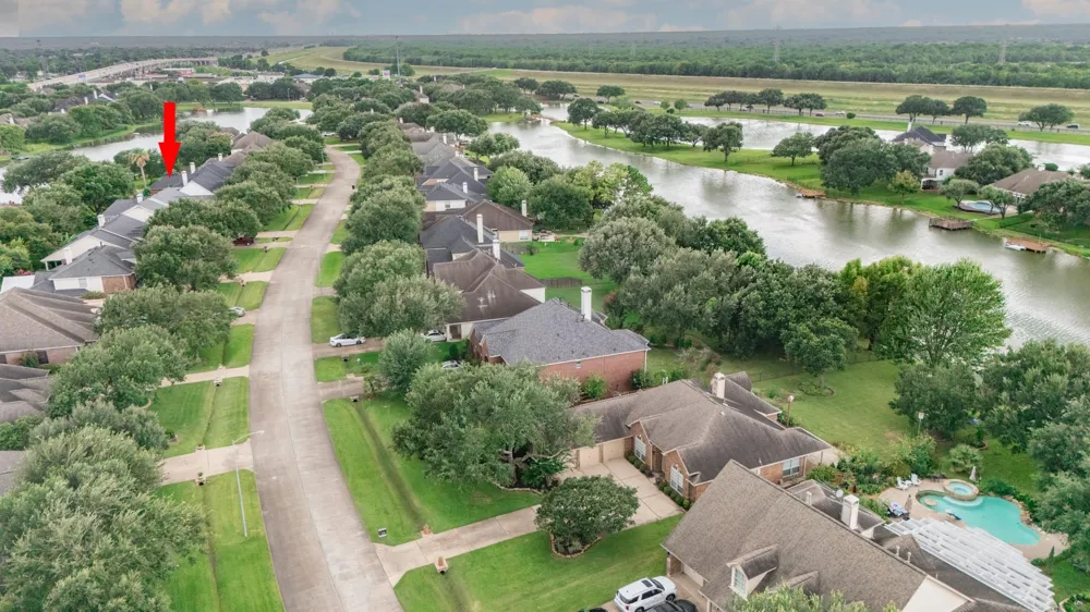 314 Bridge Crest Boulevard Houston, TX 77082