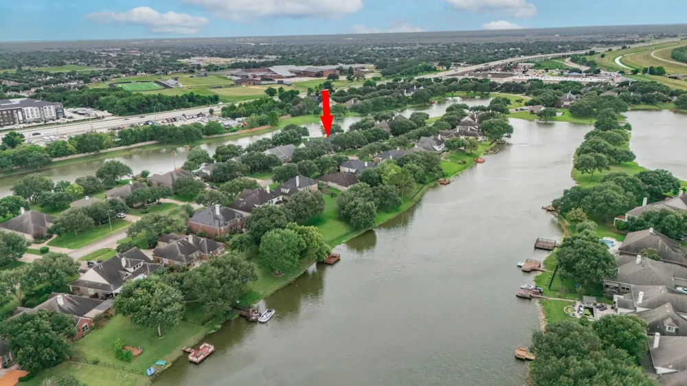 314 Bridge Crest Boulevard Houston, TX 77082