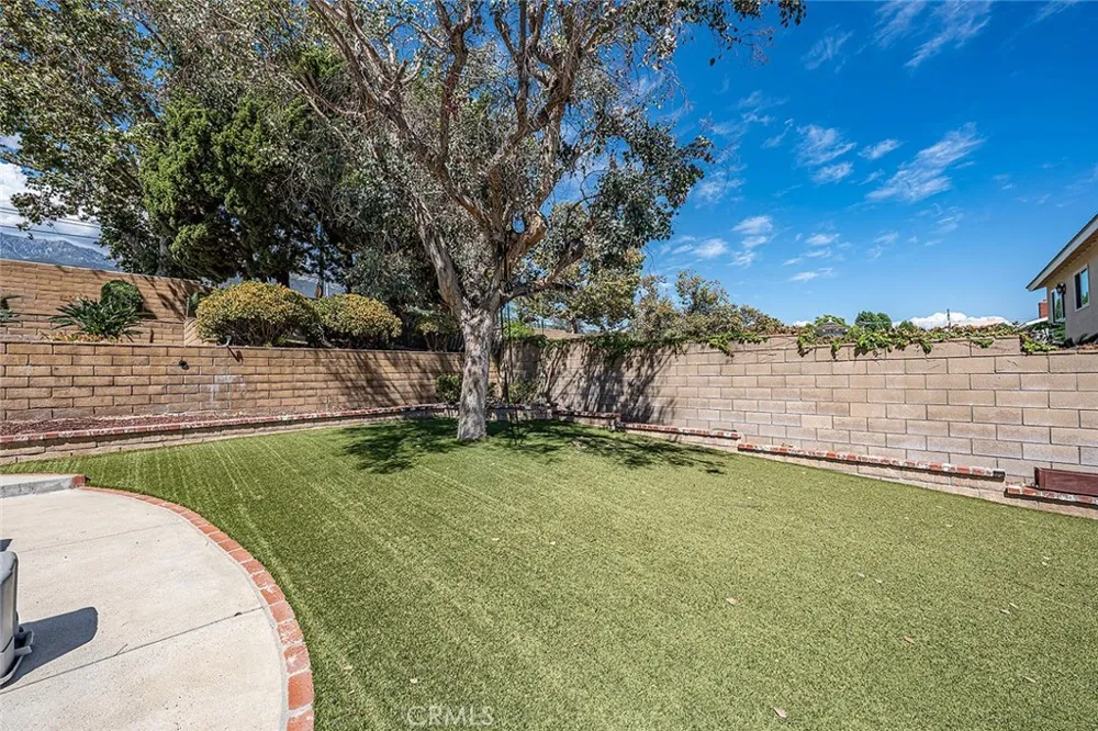 9048 Regency Way Alta Loma, CA 91701