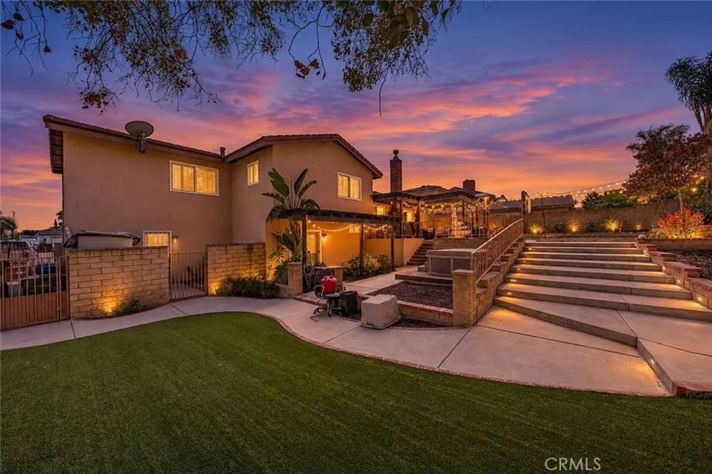 9048 Regency Way Alta Loma, CA 91701