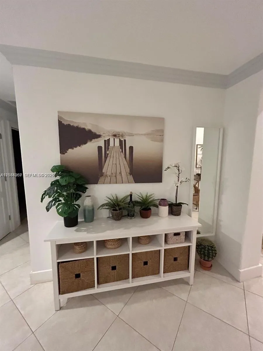 1116 13th Ct Hollywood, FL 33019