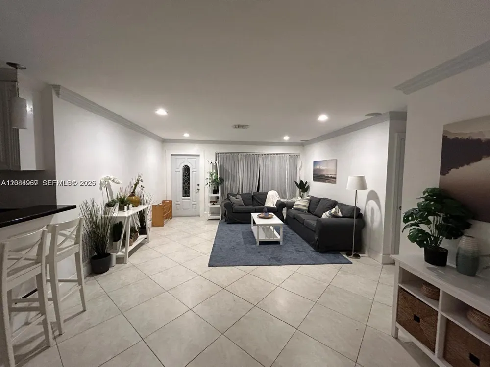 1116 13th Ct Hollywood, FL 33019